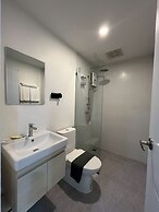 Hill Bay Suites