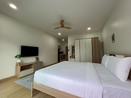 Hill Bay Suites