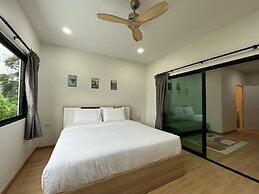 Hill Bay Suites