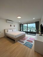 Hill Bay Suites