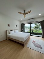 Hill Bay Suites