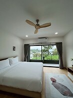 Hill Bay Suites