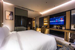 Tuvana Hotel