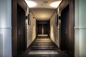Tuvana Hotel