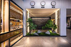 Tuvana Hotel