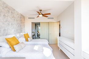D410 Lorena Ochoa 4 Bedroom Apts