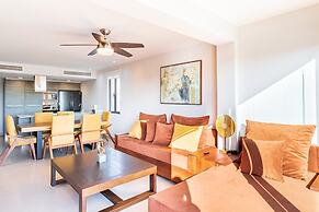 D410 Lorena Ochoa 4 Bedroom Apts