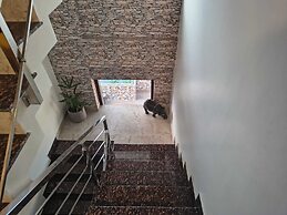 HomiStay - 3BHK