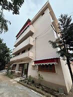 Sri Mayapur Chandrodaya Guest House