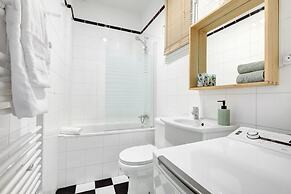 Stylish 1BR in Le Marais District