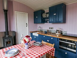 Brondel Luxury Shepherd's Hut