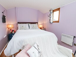 Brondel Luxury Shepherd's Hut