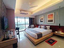 The Peace Palace Luxury Hotel