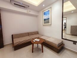 The Peace Palace Luxury Hotel