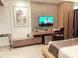 The Peace Palace Luxury Hotel