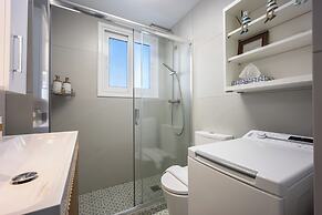 Cozy 2BR Near Metro Acropolis View