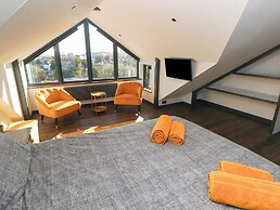 10 Brython Place
