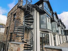 10 Brython Place