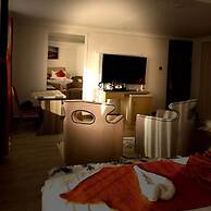 The Grand Empire Hotel