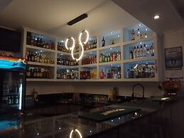 The Grand Empire Hotel