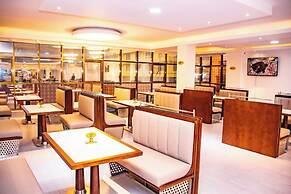 The Grand Empire Hotel