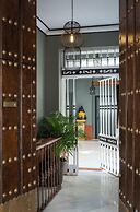 CSE Puerta de Armas Apartments