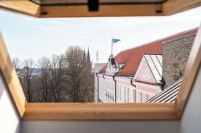 Toompea Castle 2-Storey Unique Apartment