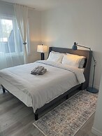 Bentley Commons Fallsview Towns