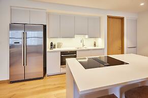 Host Stay Thames Apartment