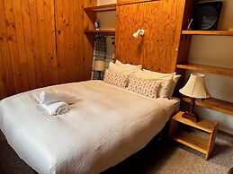 Woodbine Park Eco Cabins