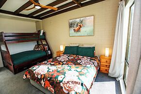 Bumblebrook Farm Motel