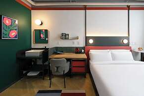 Nomas Hotel
