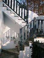Full Blossoms Garden House