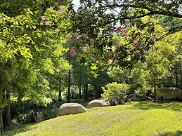 Full Blossoms Garden House