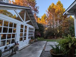 Full Blossoms Garden House