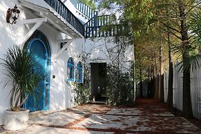 Full Blossoms Garden House