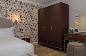 Guest House by Morea