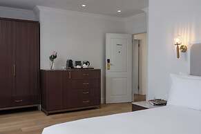 Guest House by Morea