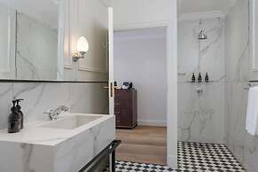Guest House by Morea