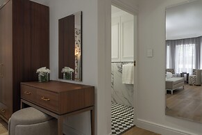 Guest House by Morea
