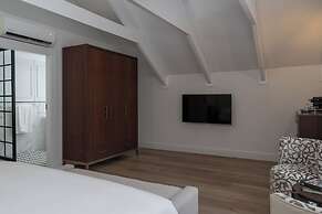Guest House by Morea