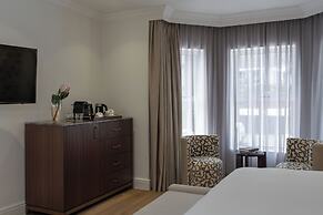 Guest House by Morea