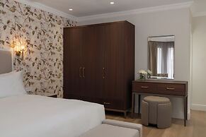 Guest House by Morea