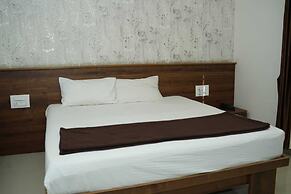 HOTEL MARKS INN