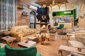 Moura Dream Hotel