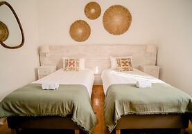 Porto Surf Lodge