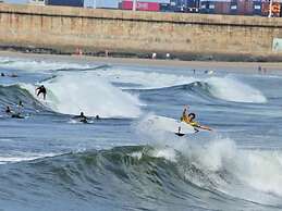 Porto Surf Lodge