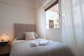 Peaceful, Pet-friendly Central Apt