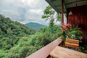 Hubkhaosawan homestay