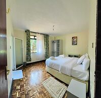 Lux Suites Hostpoa Airbnb's Eldoret